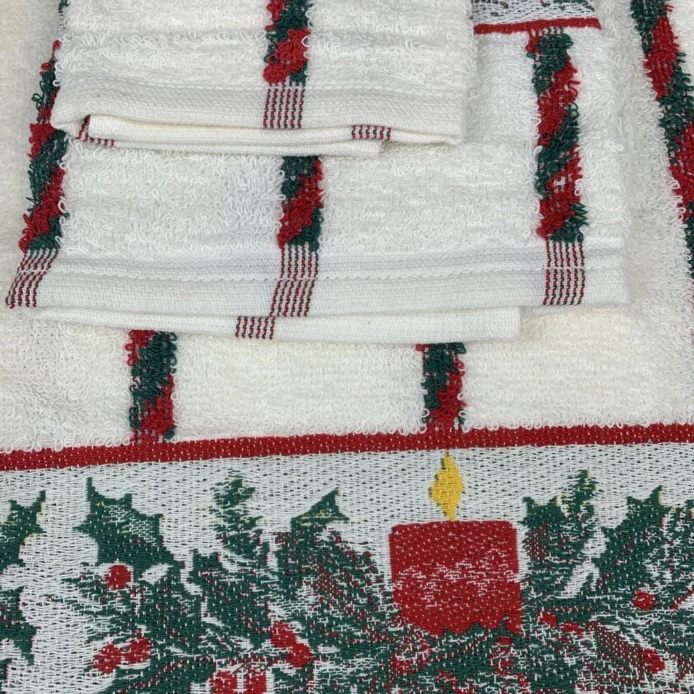 Santana Bath Towel Set Vintage Christmas Candle, Holy Red‎ And Green Made In USA